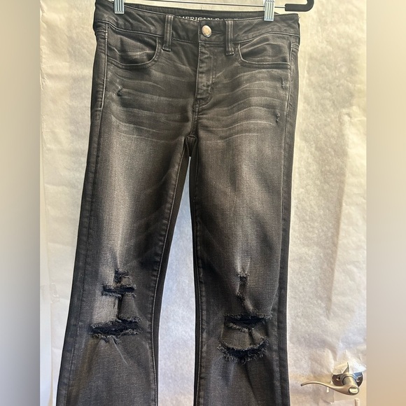 American Eagle Super Stretch Black Charcoal Skinny distressed Jeans Sz-4R.   E10 - Picture 6 of 11